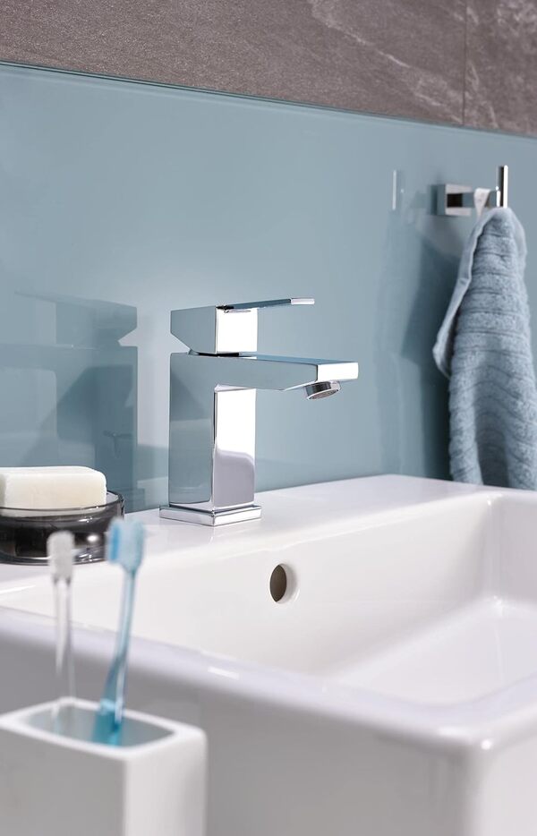 GROHE Robinet lavabo de salle de bains Sail cube, taille S, avec tirette de vidage, mitigeur monocommande avec mousseur économique d'eau, installation rapide, chromé, 23435000 (Import Allemagne)