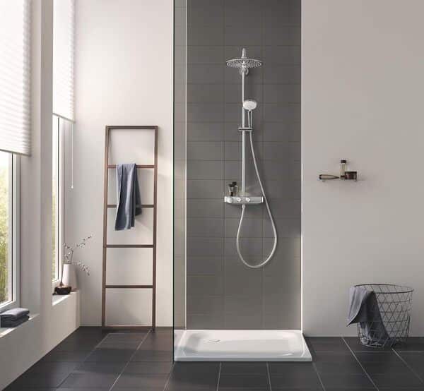 GROHE Colonne de douche avec mitigeur thermostatique Euphoria SmartControl System 260 mm Mono 26509000 Chromé [Classe énergétique A]