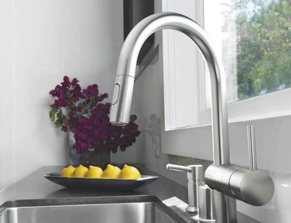 GROHE Robinet de cuisine évier Minta, robinet avec douchette extractible, bec en forme de U, inverseur 2 jets, installation et nettoyage facile, Supersteel, 32321DC2 (Import Allemagne)