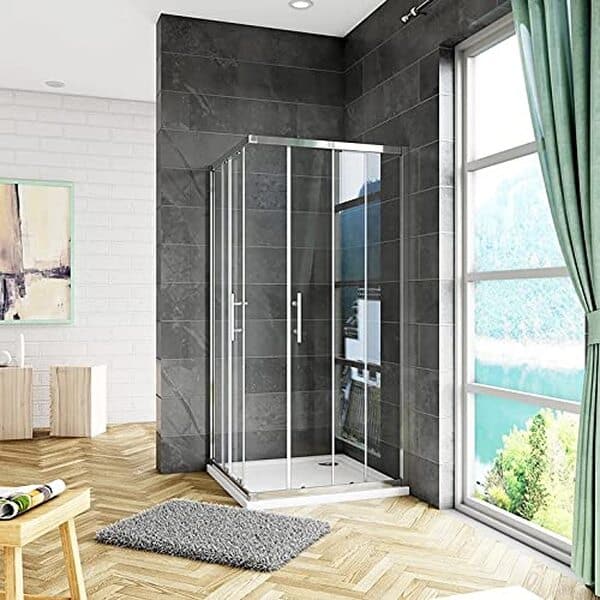 Dรฉcouvrez notre analyse approfondie de la cabine de douche 80x80 avec porte coulissante en verre anticalcaire. รvaluation des fonctionnalitรฉs, design et astuces pour un entretien simplifiรฉ.