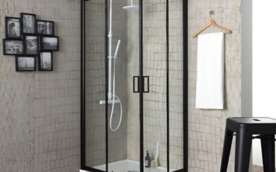 Test de la paroi de douche Kiamami Valentina City 70×70 noir mat