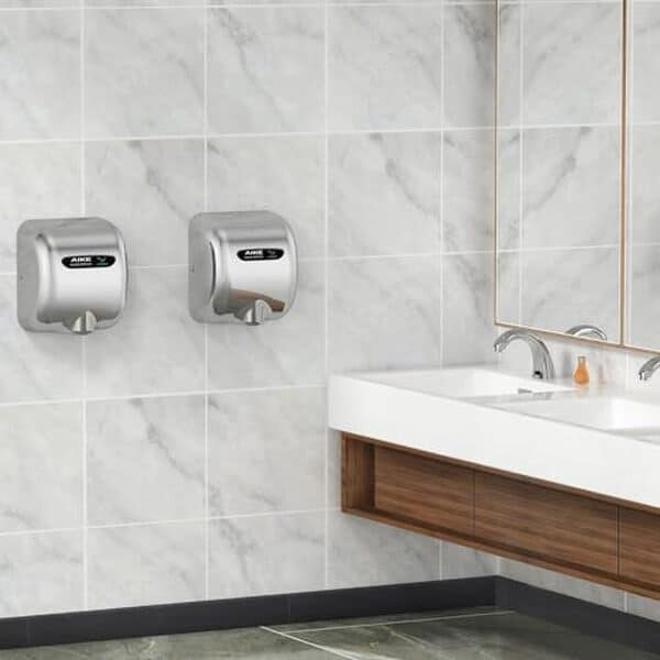 Explorez notre test complet du aIKE AK2800B ECO, un sèche-mains rapide et efficace en acier inoxydable conçu pour allier performance, durabilité et économie d'énergie. Découvrez ses atouts et inconvénients dans cet article détaillé.